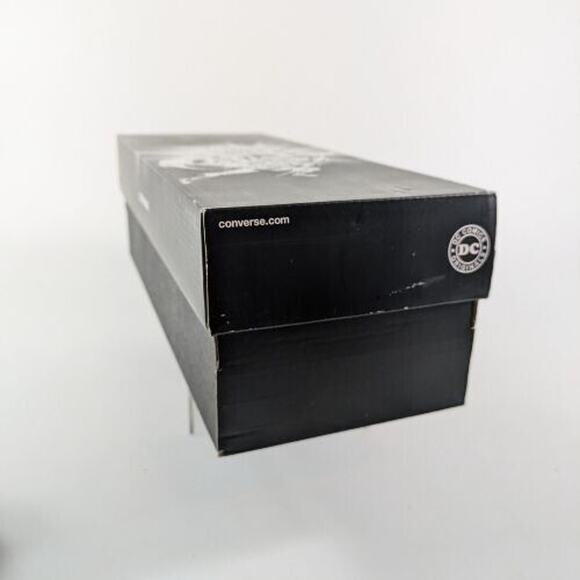 New Converse Batgirl Sneakers Mens 4 Womens 6 DC Comics Low Top Box All Star - Picture 11 of 15